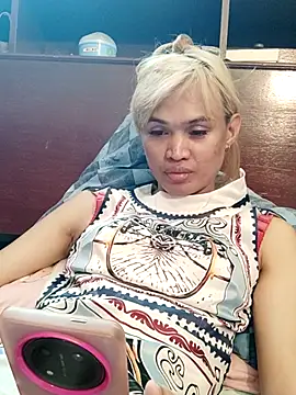 QueenSoreal online show from 9, 7, 2026