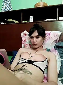 QueenSoreal online show from 5, 5, 2026