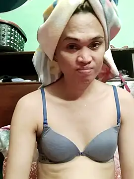 QueenSoreal online show from 11, 6, 2026