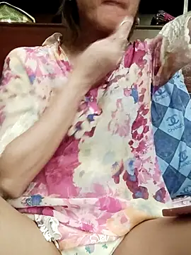 QueenSoreal online show from 15, 4, 2026