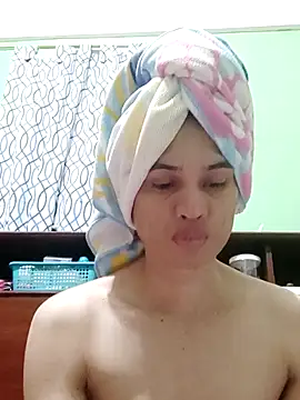 QueenSoreal online show from 11, 2, 2026