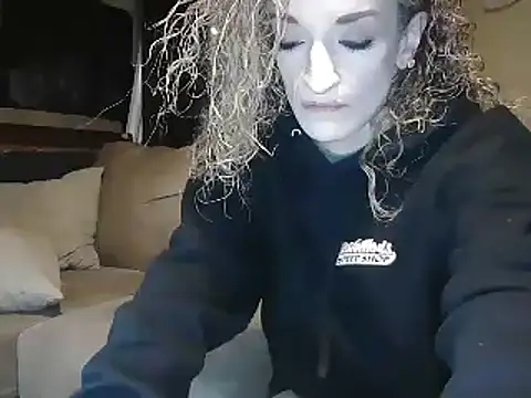 AshleyRain online show from 2, 12, 2025