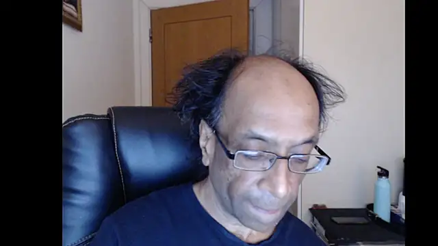 Snapshot of rauncher1 chatting on 14, 7, 2026 rauncher1 online show from 14, 7, 2026