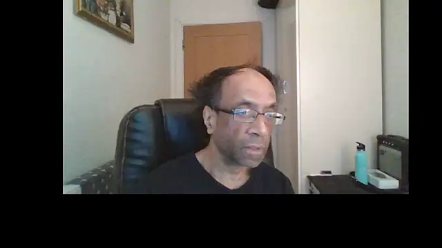 Snapshot of rauncher1 chatting on 12, 5, 2026 rauncher1 online show from 12, 5, 2026