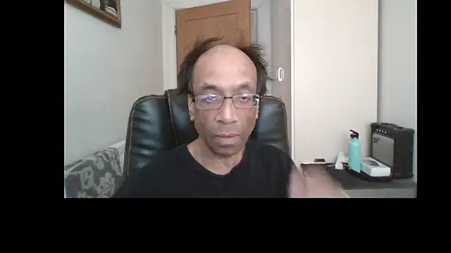 Snapshot of rauncher1 chatting on 30, 5, 2026 rauncher1 online show from 30, 5, 2026