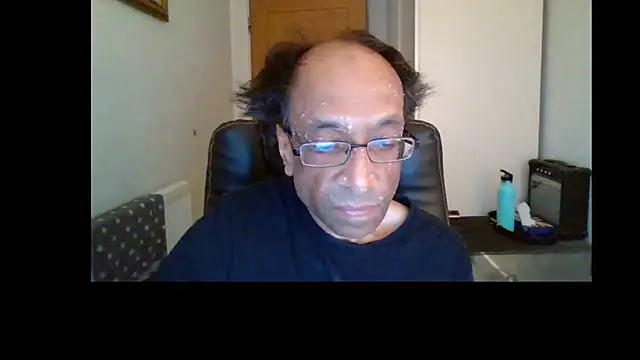 Snapshot of rauncher1 chatting on 11, 6, 2026 rauncher1 online show from 11, 6, 2026