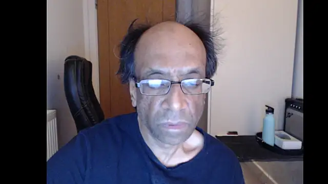Snapshot of rauncher1 chatting on 29, 5, 2026 rauncher1 online show from 29, 5, 2026