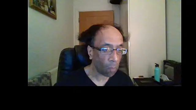 Snapshot of rauncher1 chatting on 7, 7, 2026 rauncher1 online show from 7, 7, 2026