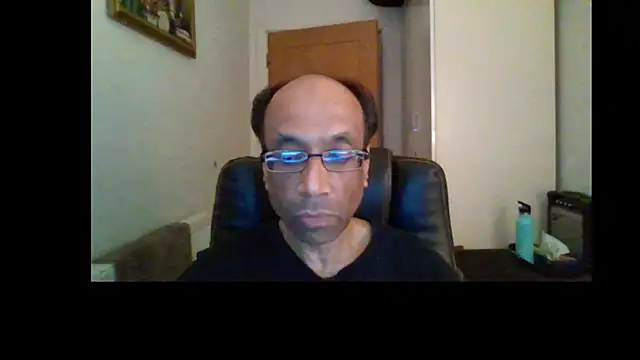 Snapshot of rauncher1 chatting on 14, 7, 2026 rauncher1 online show from 14, 7, 2026