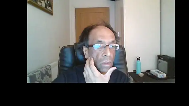 Snapshot of rauncher1 chatting on 6, 5, 2026 rauncher1 online show from 6, 5, 2026