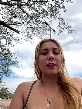 Brittanyrosexx online show from 7, 10, 2025