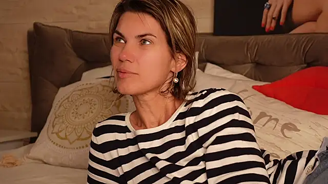 FeliciaKrige online show from 7, 4, 2026