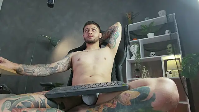 alessandro duty online show from 31, 10, 2025