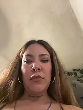 Snapshot of LilEuphoria chatting on 26, 5, 2026 LilEuphoria online show from 26, 5, 2026