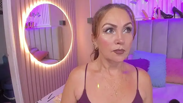 chantall1375 online show from 11, 3, 2026