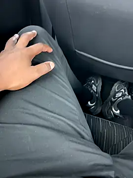 HairyChubbyStalion online show from 9, 9, 2025