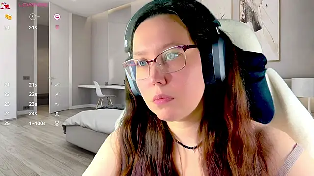 Victoria Romans online show from 4, 4, 2026