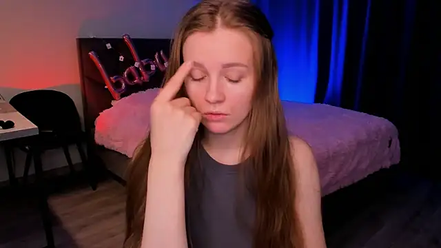 SweetMilkis online show from 15, 2, 2025