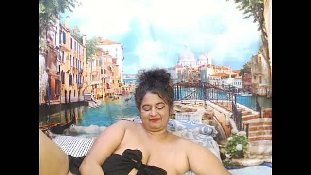 Snapshot of indianstar75 chatting on 15, 10, 2025 indianstar75 online show from 15, 10, 2025