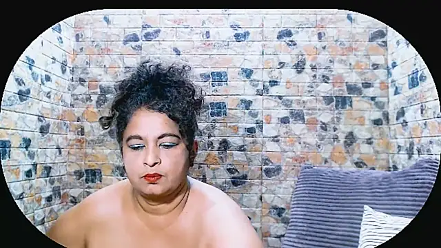 Snapshot of indianstar75 chatting on 7, 11, 2025 indianstar75 online show from 7, 11, 2025