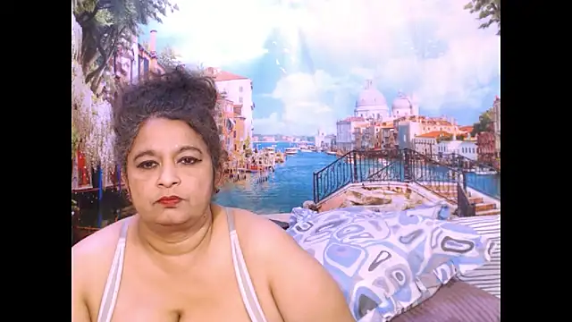 Snapshot of indianstar75 chatting on 2, 10, 2025 indianstar75 online show from 2, 10, 2025