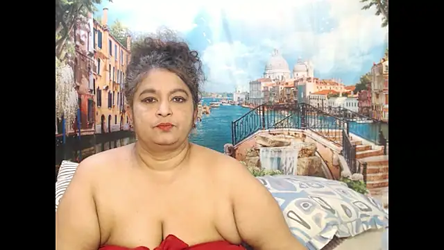 Snapshot of indianstar75 chatting on 8, 10, 2025 indianstar75 online show from 8, 10, 2025