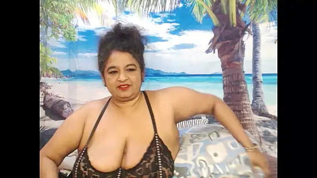 Snapshot of indianstar75 chatting on 28, 9, 2025 indianstar75 online show from 28, 9, 2025