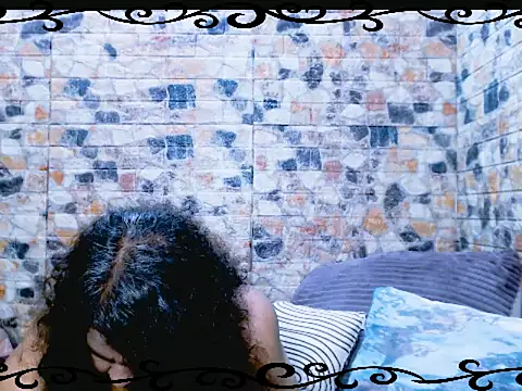 Snapshot of indianstar75 chatting on 18, 11, 2025 indianstar75 online show from 18, 11, 2025