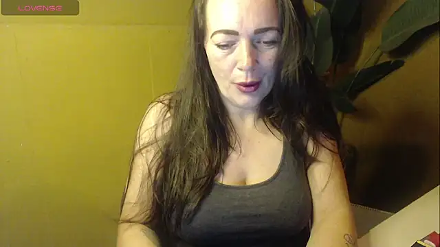 Snapshot of cloe85nl chatting on 26, 2, 2026 cloe85nl online show from 26, 2, 2026