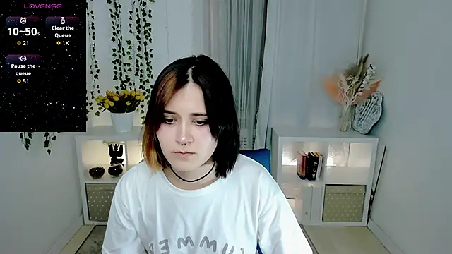 Alexa Lexi  online show from 4, 6, 2026