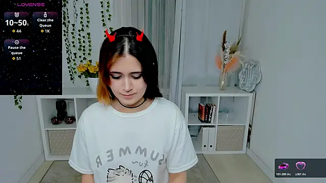Alexa Lexi  online show from 19, 6, 2026