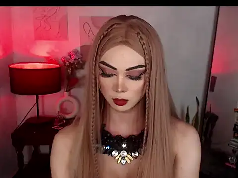 Snapshot of MagneticBeauty chatting on 31, 10, 2025 MagneticBeauty online show from 31, 10, 2025