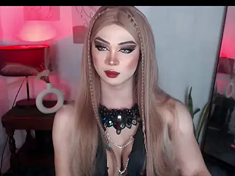 Snapshot of MagneticBeauty chatting on 22, 10, 2025 MagneticBeauty online show from 22, 10, 2025