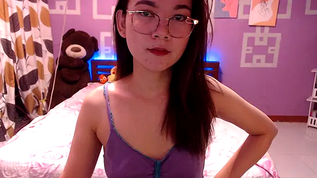 Snapshot of Sweety_Aria chatting on 8, 10, 2025 Sweety Aria online show from 8, 10, 2025