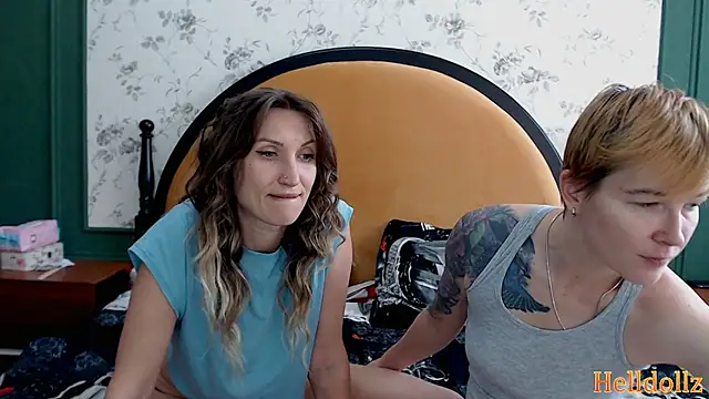 Helldollz online show from 22, 10, 2025