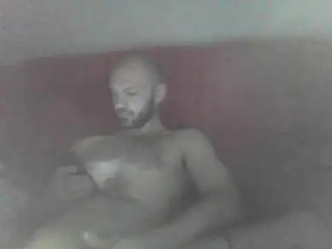 Snapshot of Iggy592 chatting on 19, 3, 2026 Iggy592 online show from 19, 3, 2026