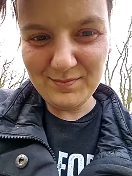 Cutegirlforyou online show from 16, 4, 2026