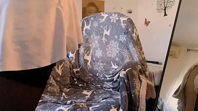 elacoquette online show from 3, 4, 2026