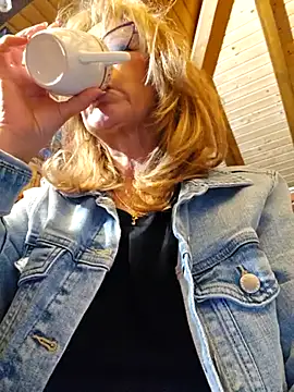 elacoquette online show from 22, 9, 2025