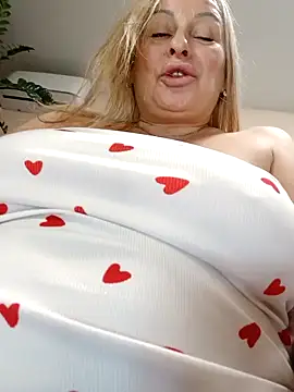 Liana MilfHot online show from 7, 2, 2026