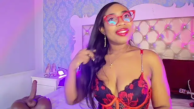 Snapshot of CaseyMoon chatting on 17, 5, 2026 CaseyMoon online show from 17, 5, 2026