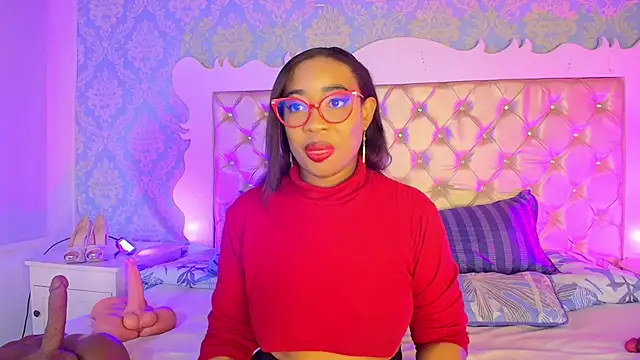 CaseyMoon online show from 6, 3, 2026