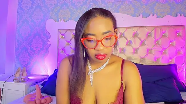 CaseyMoon online show from 12, 3, 2026