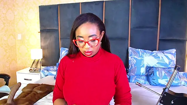 CaseyMoon online show from 20, 11, 2025