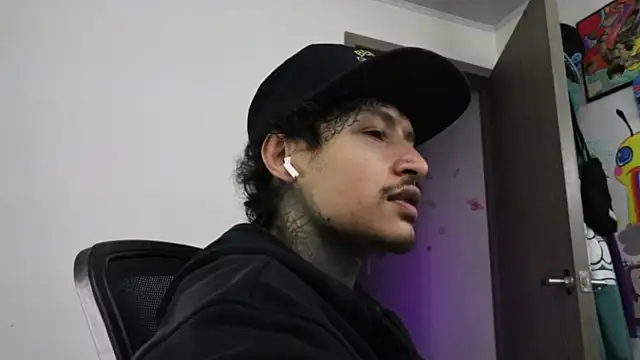 trieone online show from 14, 10, 2025