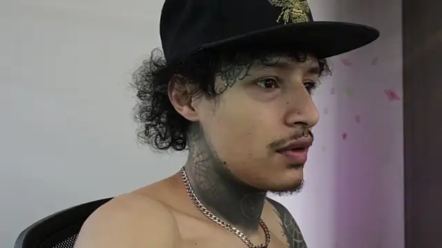 trieone online show from 18, 12, 2025