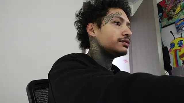 trieone online show from 15, 10, 2025