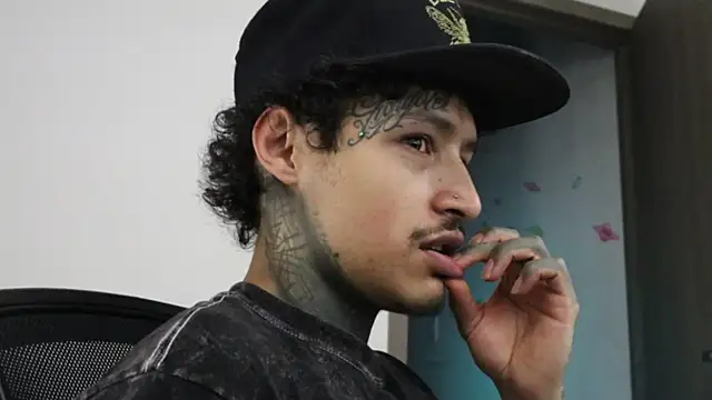 trieone online show from 13, 10, 2025