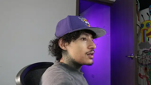 trieone online show from 16, 4, 2026