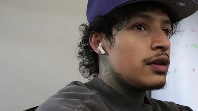 trieone online show from 17, 12, 2025